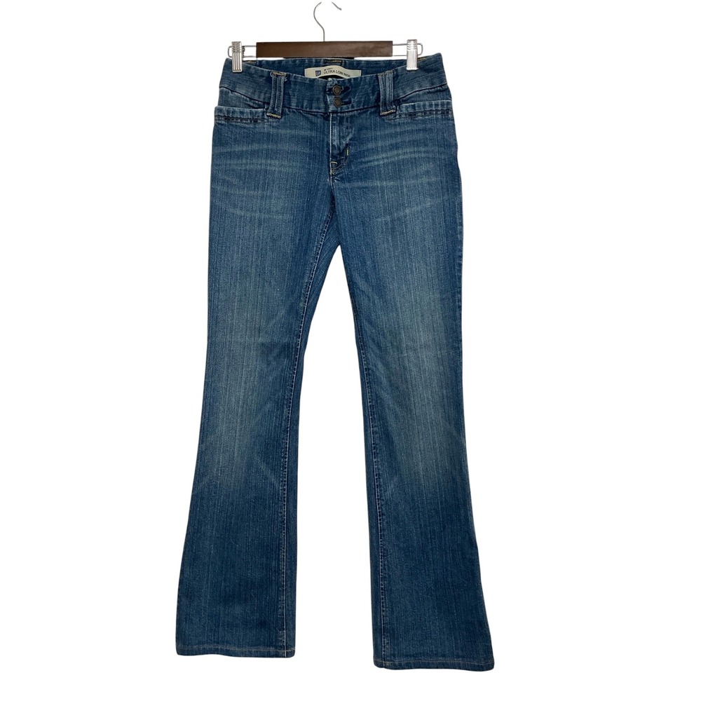 GAP Curvy Ultra Low Rise Flare Jeans Medium Wash Blue Denim Size 4P 4 Petite